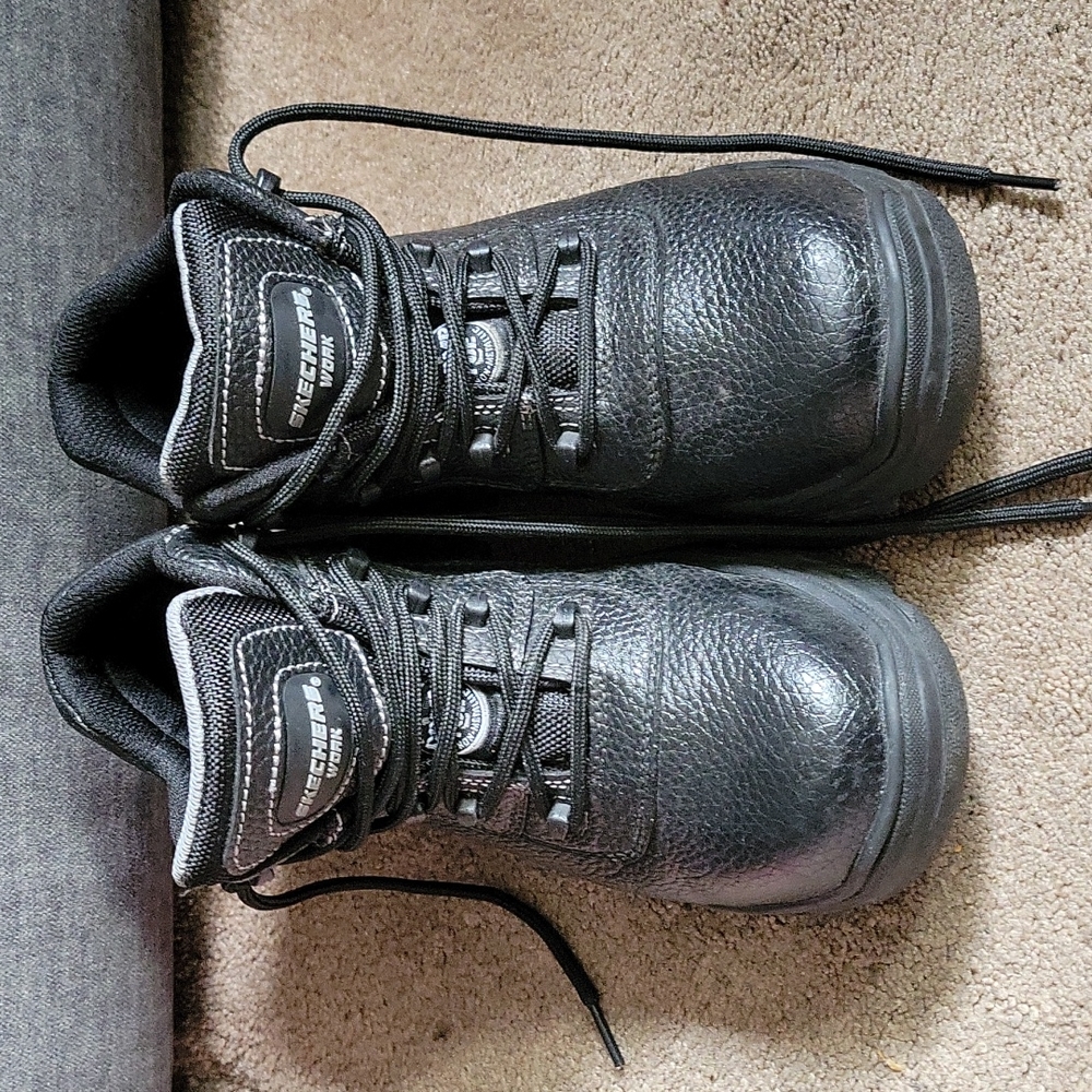Sketchers Women's Work Boot Size 6
